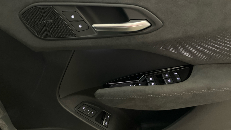 Audi Q3 1.5 e-Hybrid Launch Edition 5dr S Tronic Estate